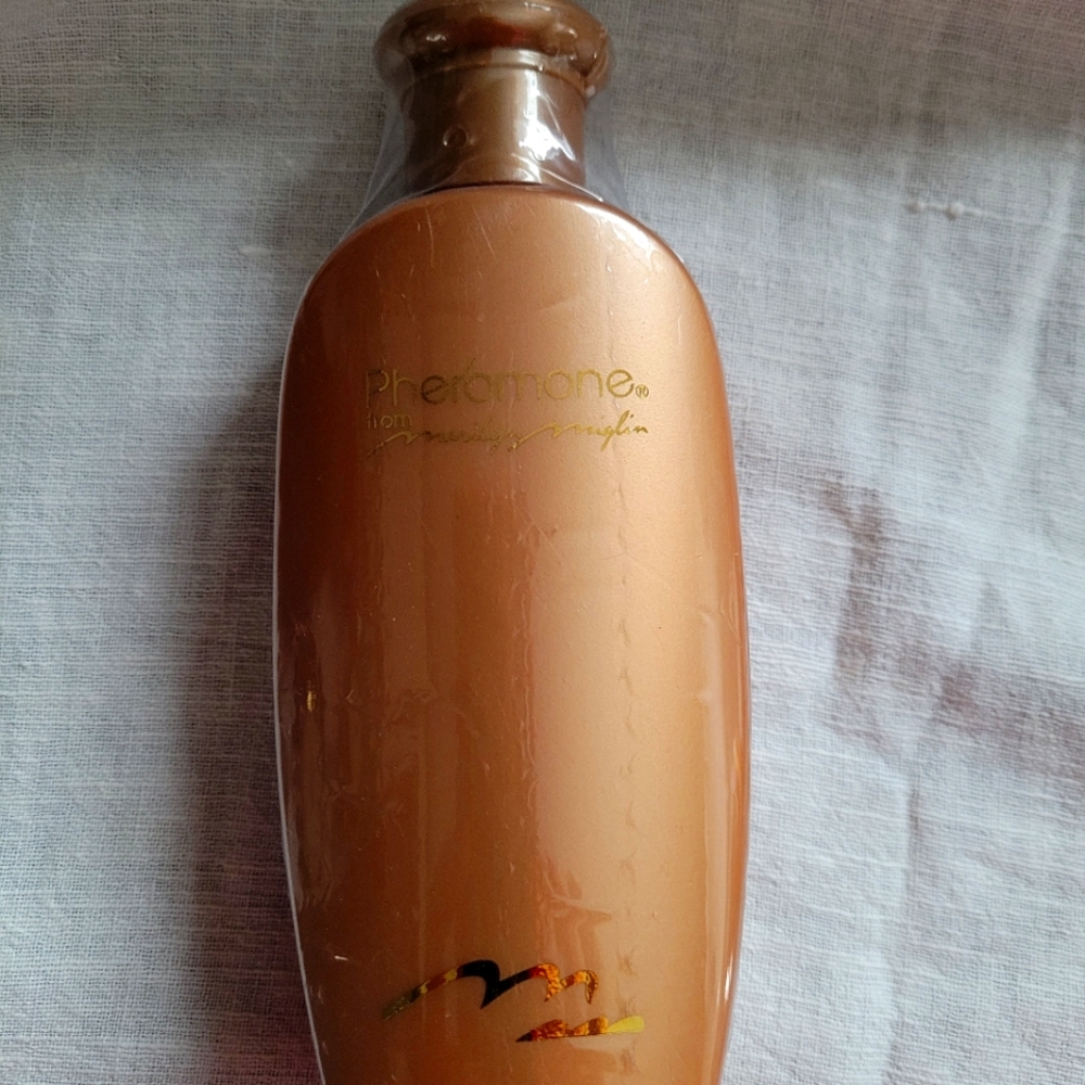 Pheromone Hand Creme